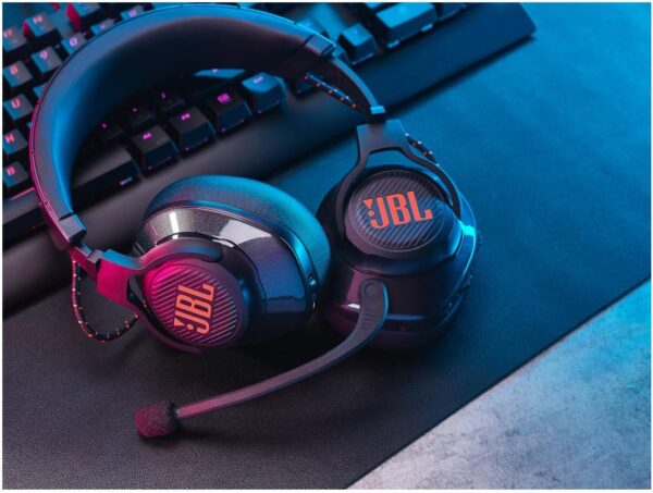 Casque gaming, JBL Quantum 600, sans fil, 2.4 GHz, immersion sonore, compatibilité multi-plateforme, PC, Mac, PlayStation, Nintendo Switch, microphone directionnel, suppression de bruit, confort durable, son surround, autonomie longue durée