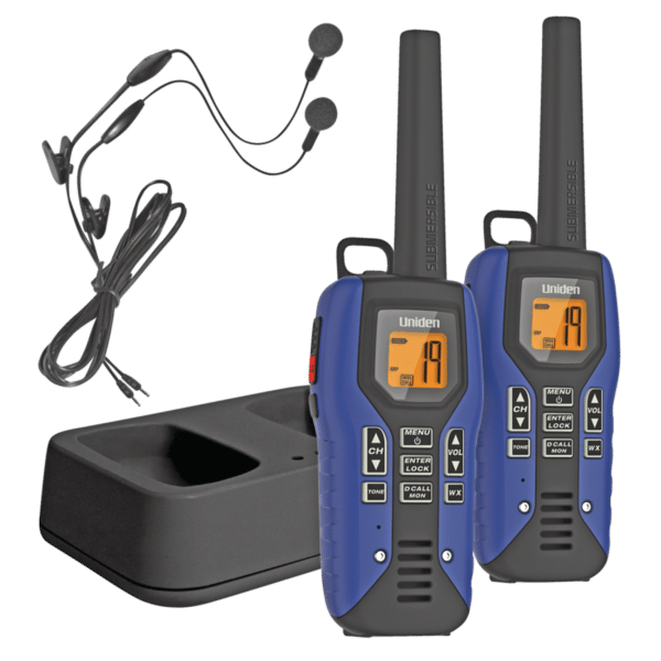 Uniden GMR5095-2CKHS: Radios étanches GMRS avec portée jusqu'à 80 km, batterie rechargeable, et réglages de confidentialité. Idéales pour les activités extérieures.