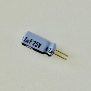 4.7uF-25V-PAN-R
