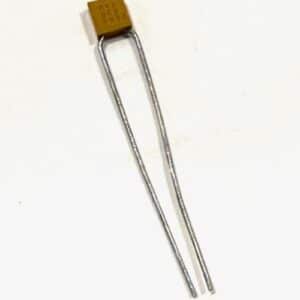 0.0022uF 100V-R