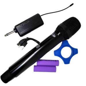 Professional wireless microphone with receiver, rechargeable 18650 battery, and accessories included. Ideal for karaoke, conferences, and events. 